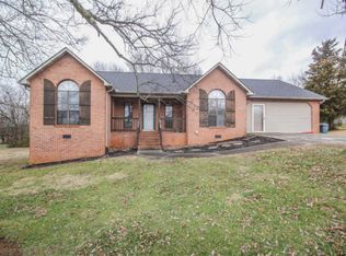107 Amanda Dr, Maryville, TN 37801