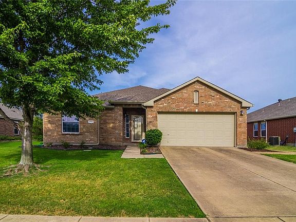 3rd image of 1504 Bankston Dr