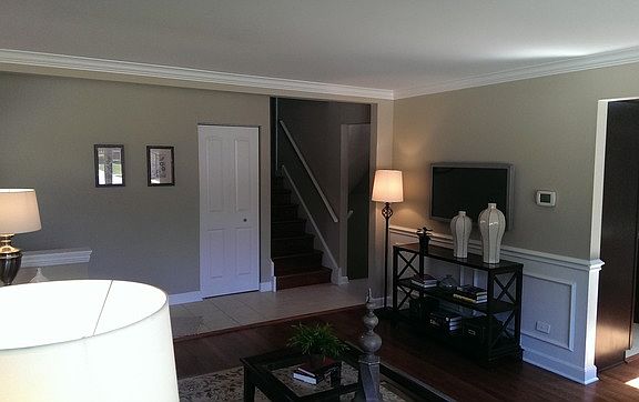 4th image of 9117 Moody Ave