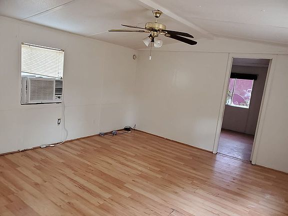 3rd image of 8169 W Fairoak Ct