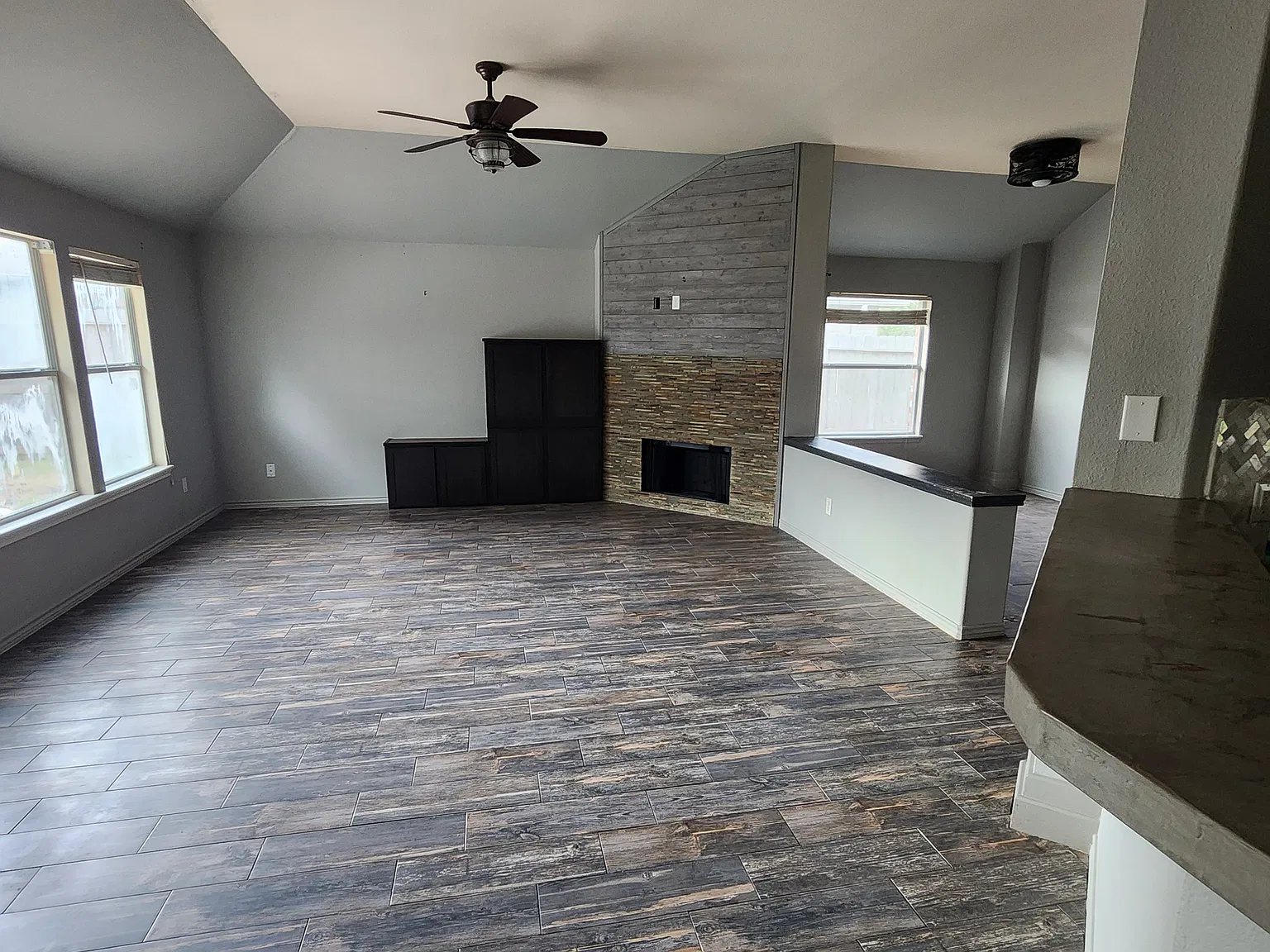 3 bed, 1783 sqft, $2,100 — Photo 3