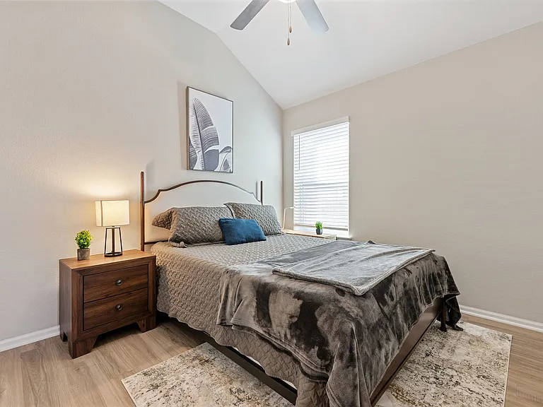 718 Bridgestone Way — Photo 16