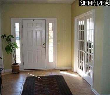 3rd image of 633 Bridgeside Dr