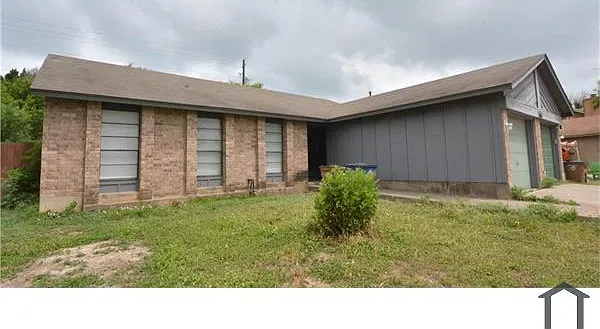 2 bed, 850 sqft, $1,325 — Photo 2
