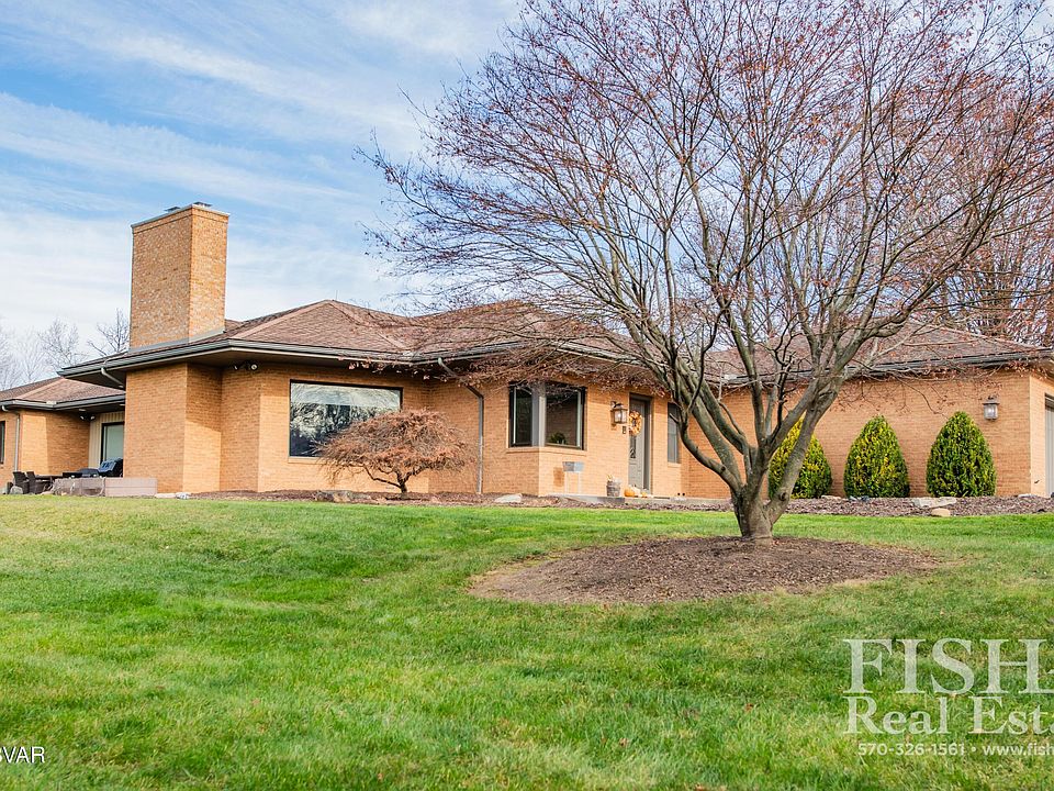 1st image of 2831 Lincoln Dr