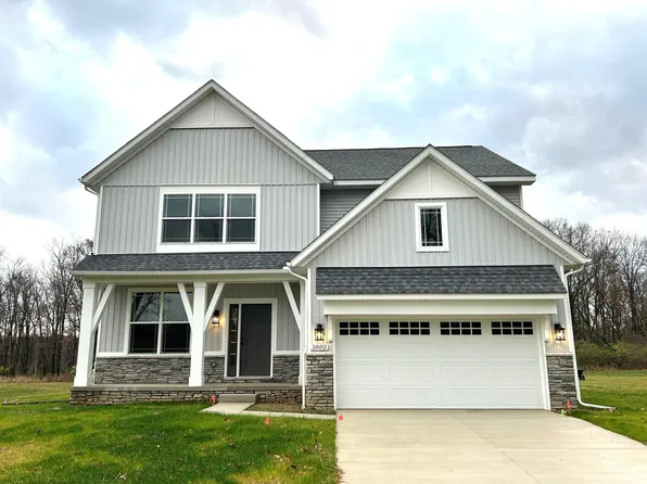 5882 Trailside Ln #139, Whitmore Lake, MI 48189
