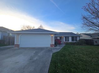 1710 Justice Ct, Fortuna, CA 95540