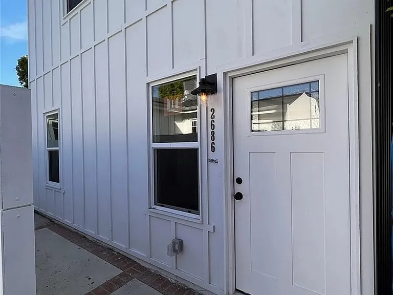 2686 Greenfield Ave — Photo 1