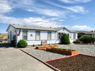 3095 SW Overlook Pl, Pendleton, OR 97801