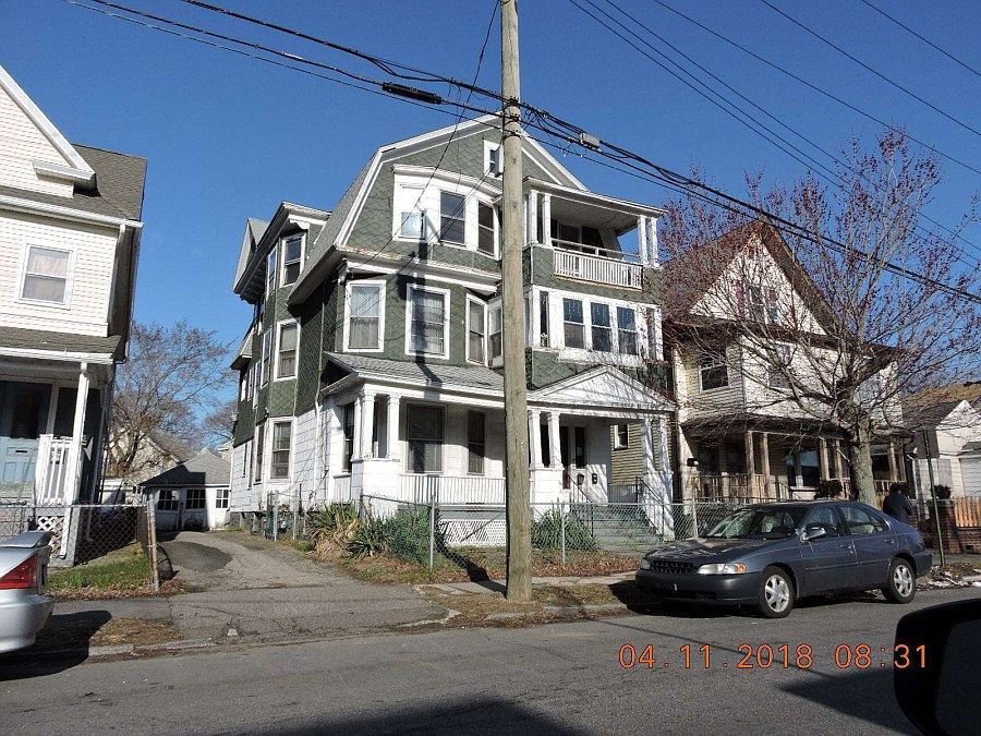 2nd image of 153 Sherwood Ave