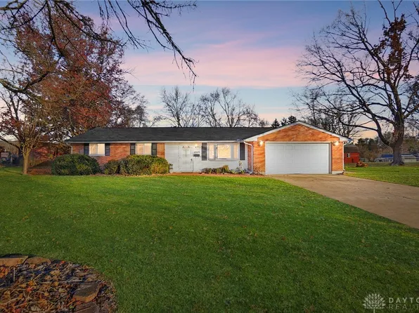 2525 Marscott Dr, Dayton, OH 45440