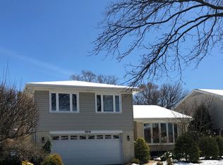 8819 Kostner Ter, Skokie, IL