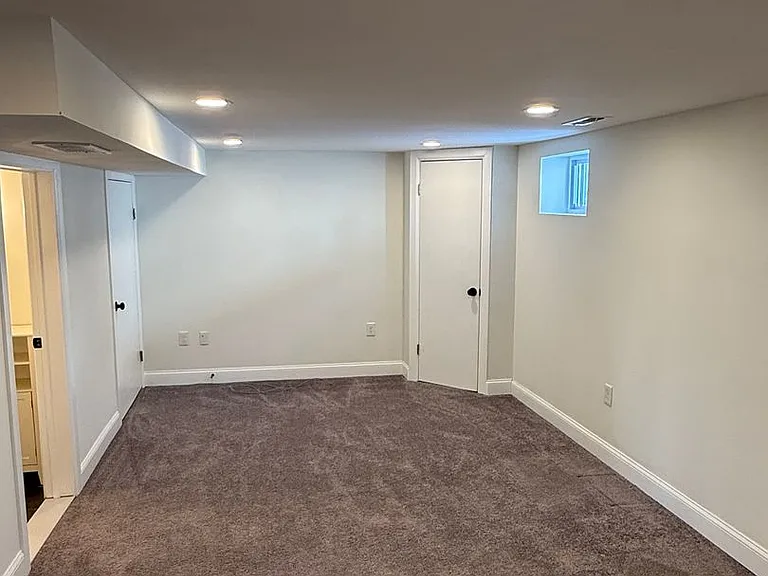 511 Riverside Rd — Photo 13