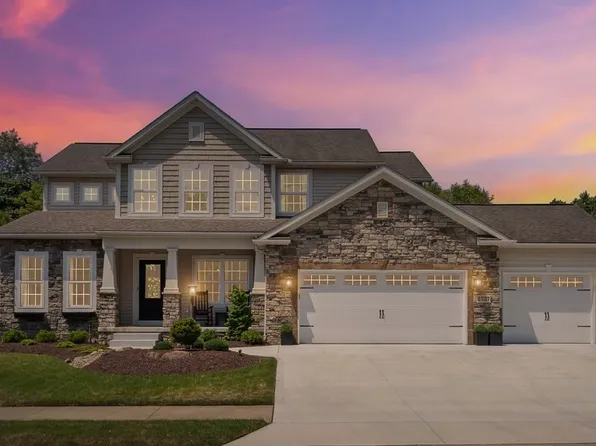 2737 Vicksburg Ave NW, Canton, OH 44708