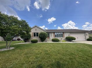 8781 Calhoun Pl #2, Crown Point, IN 46307