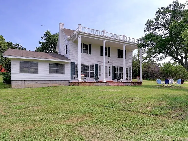 119 River Pl — Photo 2