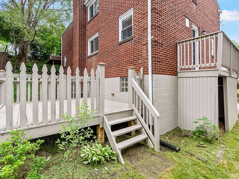 118 Ravilla Ave — Photo 3