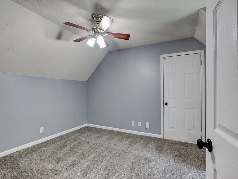 180 Kings Deer Dr — Photo 45