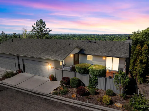 4915 N Bitterbrush Dr, Boise, ID 83703