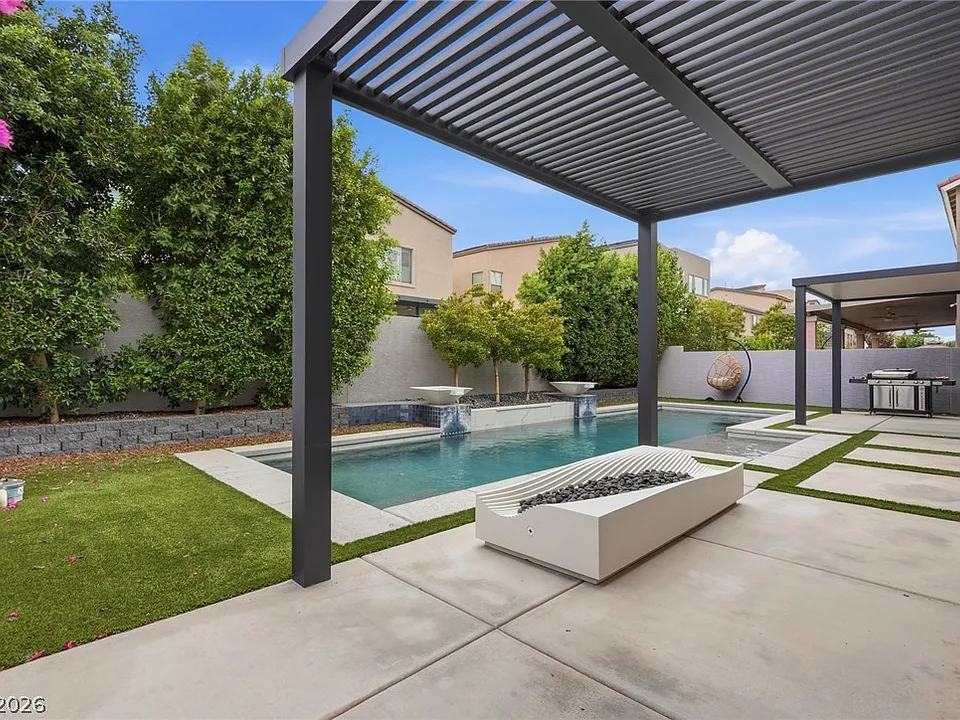 5891 Rockway Glen Ave