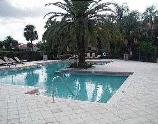 1st image of 3300 Pinewalk Dr N APT 1921