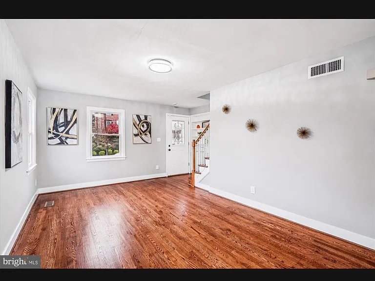 5408 14th Pl — Photo 4