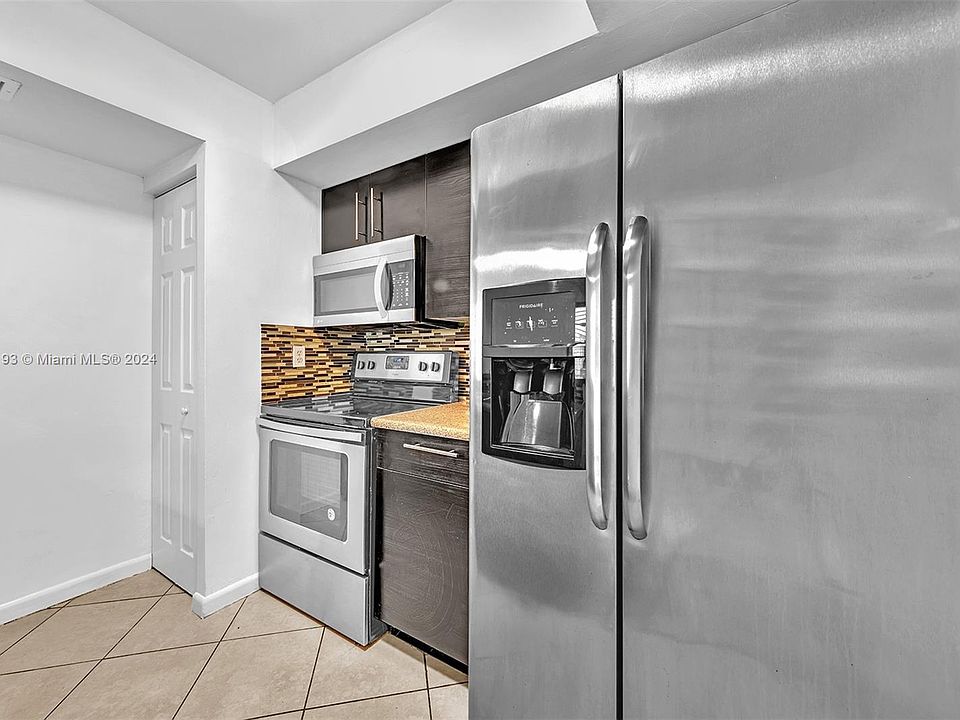 1st image of 11611 NW 35th Ct #3-A
