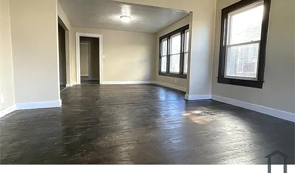1 bed, $750 — Photo 2