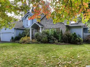 1988 Ptarmigan St NW, Salem, OR