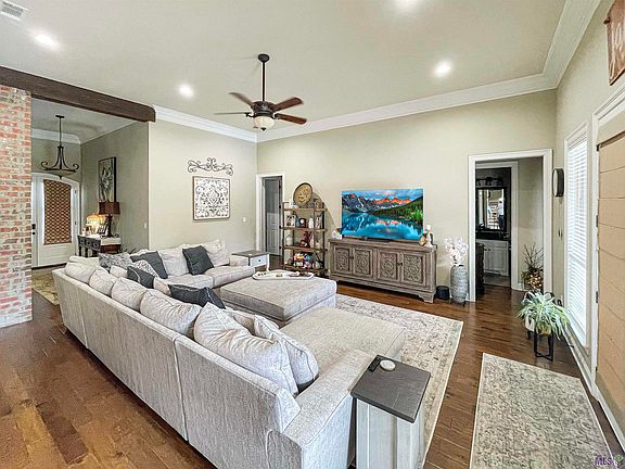 4th image of 11099 Toria Ln