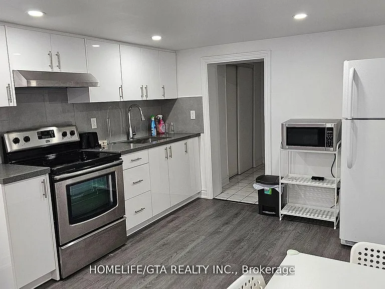 2 Maretta Ave #BASEMENT — Photo 5