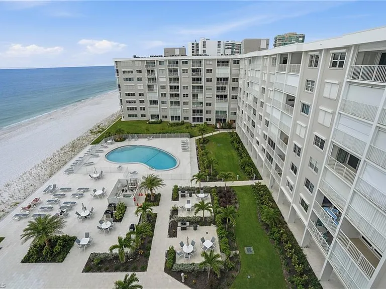 3443 Gulf Shore Blvd N #814 — Photo 7