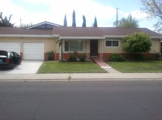 5696 E Apache Dr, Manteca, CA 95336