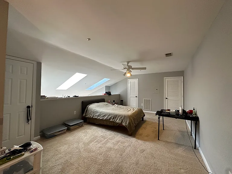 20404 Shore Harbour Dr #L — Photo 8