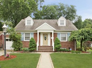 112 Pehle Ave, Saddle Brook, NJ 07663