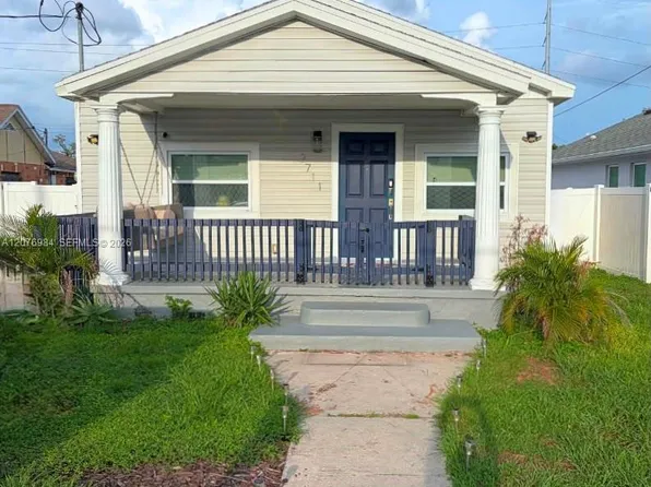 2711 N 33rd St, Tampa, FL 33605