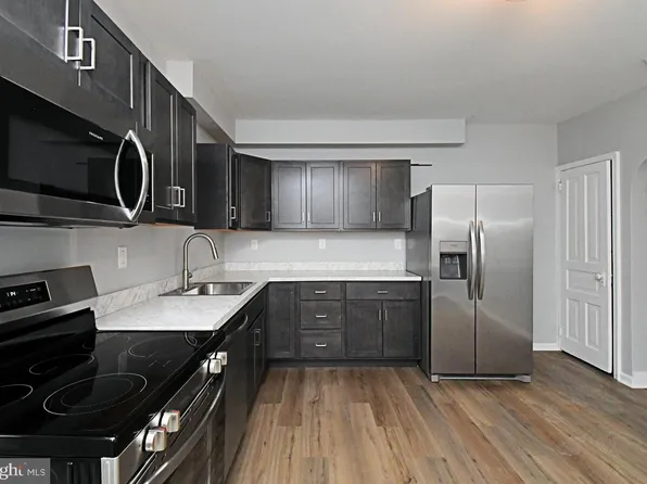 13 W 2nd St, Pottstown, PA 19464