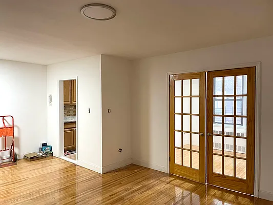 Rented by Douglas Elliman | media 2