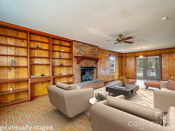 5th image of 52 E Miller St