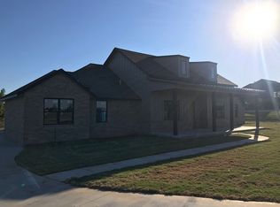 4604 Riata Cir, Tuttle, OK 73089