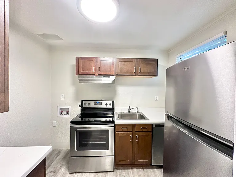 Newly Remodeled! Viewable November 8th! — Photo 7