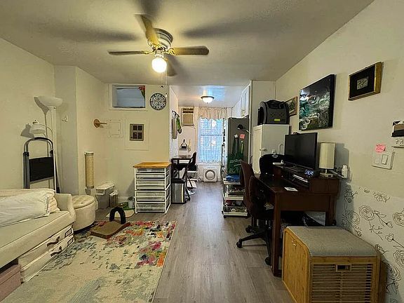 2nd image of 518 E 6th St #4