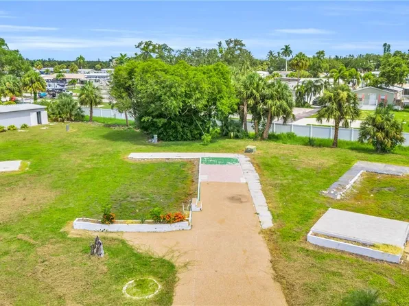 55 Poplar Pl, Fort Myers, FL 33908
