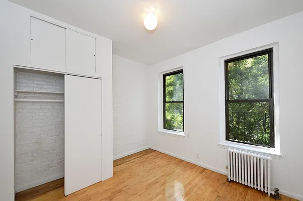 Rented by Aether Property Group | media 11