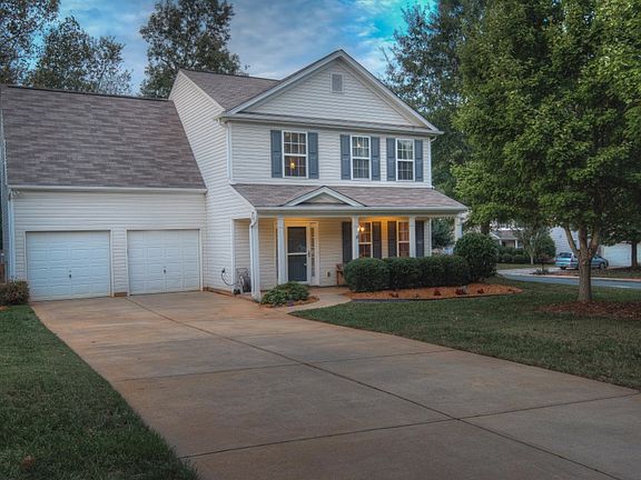 3rd image of 1533 Deer Forest Dr