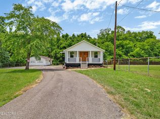 1006 Ruritan Rd, Harriman, TN 37748