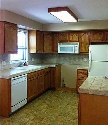 2nd image of 4218 Kerrybrook Dr