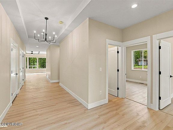 3rd image of 6000 E Menke Cir