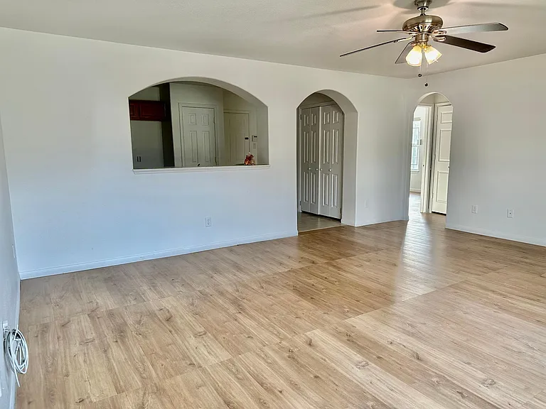 5427 Quail Cove Ln — Photo 2