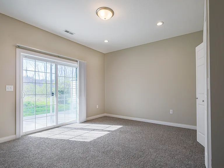4738 Murphy Woods Dr — Photo 4